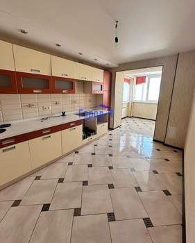4-к квартира, вторичка, 83м2, 9/9 этаж