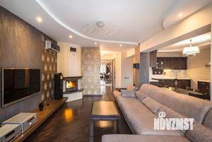 4-к квартира, вторичка, 137м2, 4/5 этаж