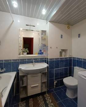 2-к квартира, вторичка, 51м2, 1/10 этаж