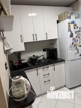 2-к квартира, вторичка, 42м2, 1/5 этаж