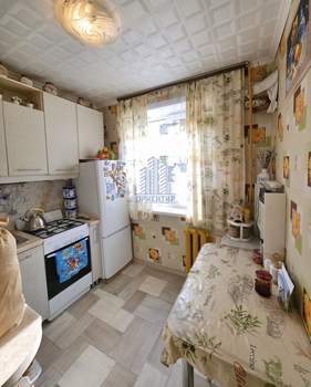 2-к квартира, вторичка, 44м2, 3/5 этаж