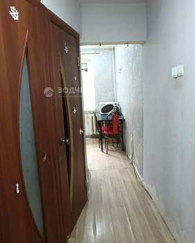 2-к квартира, вторичка, 39м2, 1/5 этаж