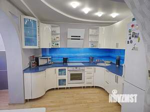 2-к квартира, вторичка, 61м2, 9/17 этаж
