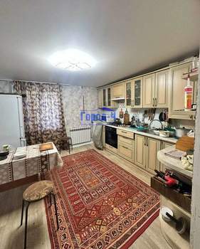2-к квартира, вторичка, 60м2, 1/1 этаж