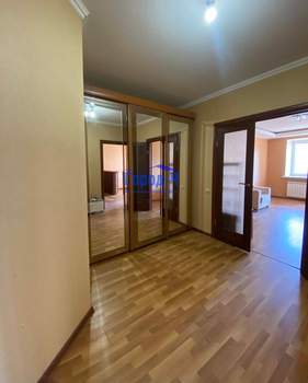 1-к квартира, вторичка, 64м2, 4/9 этаж