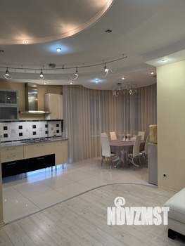 4-к квартира, вторичка, 159м2, 9/11 этаж