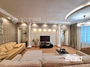 4-к квартира, вторичка, 144м2, 1/5 этаж