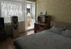 4-к квартира, вторичка, 72м2, 3/9 этаж