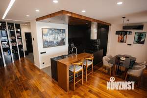 3-к квартира, вторичка, 133м2, 19/24 этаж