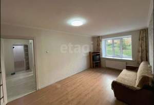 2-к квартира, вторичка, 57м2, 1/10 этаж