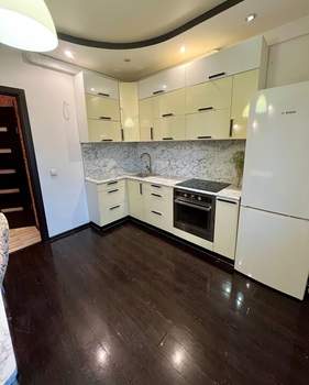 2-к квартира, вторичка, 60м2, 8/15 этаж