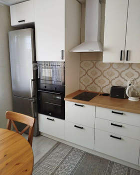 2-к квартира, вторичка, 58м2, 1/16 этаж