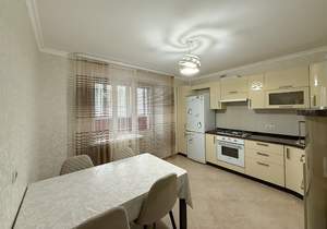 3-к квартира, вторичка, 84м2, 8/10 этаж