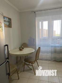 2-к квартира, вторичка, 65м2, 5/5 этаж