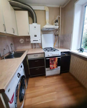 3-к квартира, вторичка, 58м2, 2/5 этаж