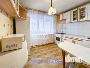 3-к квартира, вторичка, 74м2, 2/5 этаж