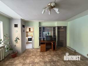 2-к квартира, вторичка, 45м2, 1/4 этаж