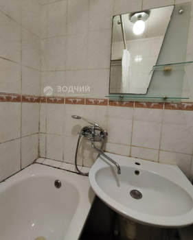 4-к квартира, вторичка, 79м2, 2/5 этаж