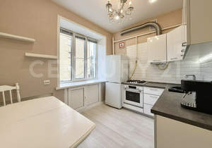 2-к квартира, вторичка, 70м2, 2/4 этаж