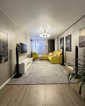 2-к квартира, вторичка, 75м2, 7/16 этаж