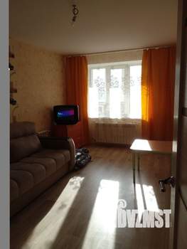 2-к квартира, вторичка, 66м2, 1/10 этаж