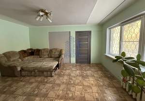 2-к квартира, вторичка, 45м2, 1/4 этаж