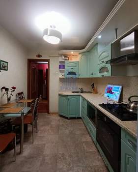 2-к квартира, вторичка, 51м2, 1/10 этаж