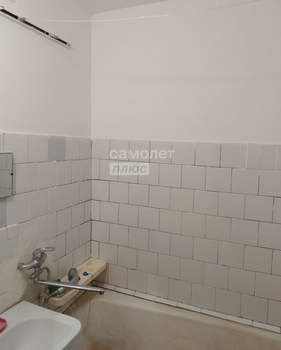 2-к квартира, вторичка, 53м2, 1/9 этаж