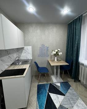 Студия квартира, вторичка, 18м2, 4/4 этаж