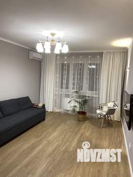 2-к квартира, вторичка, 63м2, 9/13 этаж