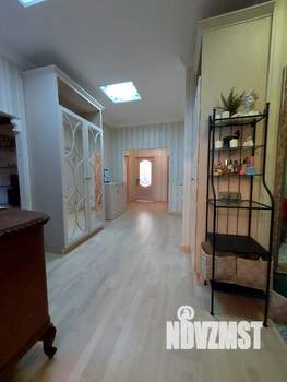 3-к квартира, вторичка, 130м2, 1/8 этаж