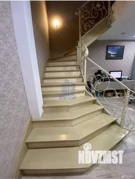 4-к квартира, вторичка, 127м2, 9/10 этаж