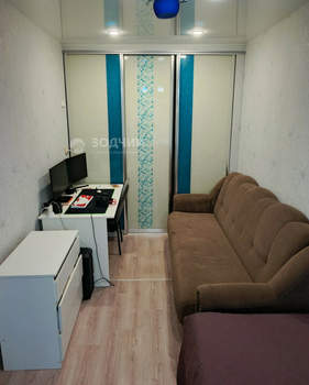 2-к квартира, вторичка, 42м2, 1/4 этаж