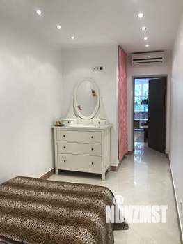 2-к квартира, вторичка, 43м2, 1/4 этаж