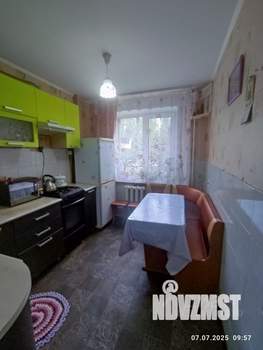 3-к квартира, вторичка, 65м2, 1/9 этаж
