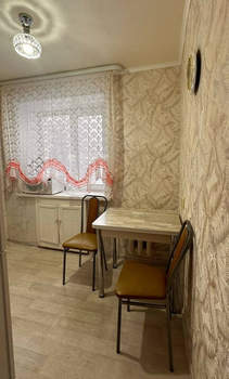 2-к квартира, вторичка, 42м2, 3/5 этаж