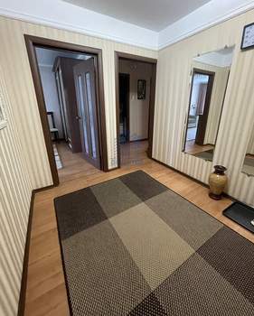 3-к квартира, вторичка, 68м2, 1/9 этаж