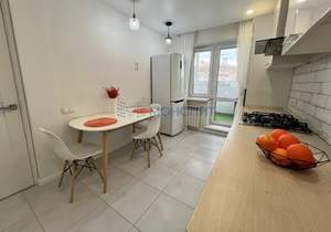 2-к квартира, вторичка, 60м2, 8/9 этаж
