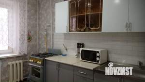 3-к квартира, вторичка, 63м2, 8/9 этаж