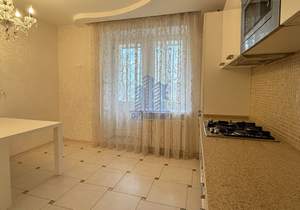 3-к квартира, вторичка, 98м2, 3/6 этаж