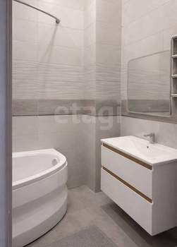 2-к квартира, вторичка, 68м2, 7/8 этаж