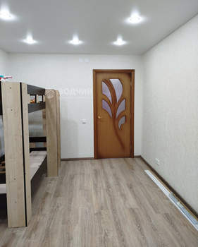 2-к квартира, вторичка, 58м2, 1/9 этаж