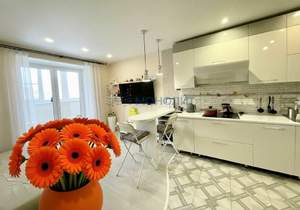 3-к квартира, вторичка, 92м2, 9/10 этаж