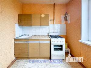 2-к квартира, вторичка, 50м2, 8/9 этаж