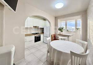 2-к квартира, вторичка, 63м2, 10/10 этаж