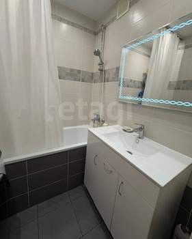 2-к квартира, вторичка, 65м2, 9/16 этаж