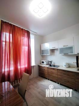 2-к квартира, вторичка, 52м2, 1/5 этаж