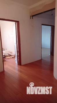 2-к квартира, вторичка, 100м2, 8/10 этаж