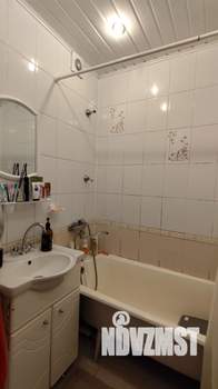 3-к квартира, вторичка, 64м2, 1/10 этаж