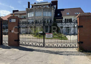 10-к квартира, вторичка, 863м2, 1/4 этаж